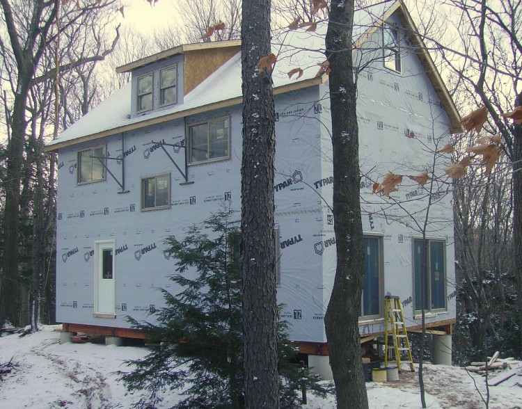 20x34 Universal Cottage closed in for the Michigan winter