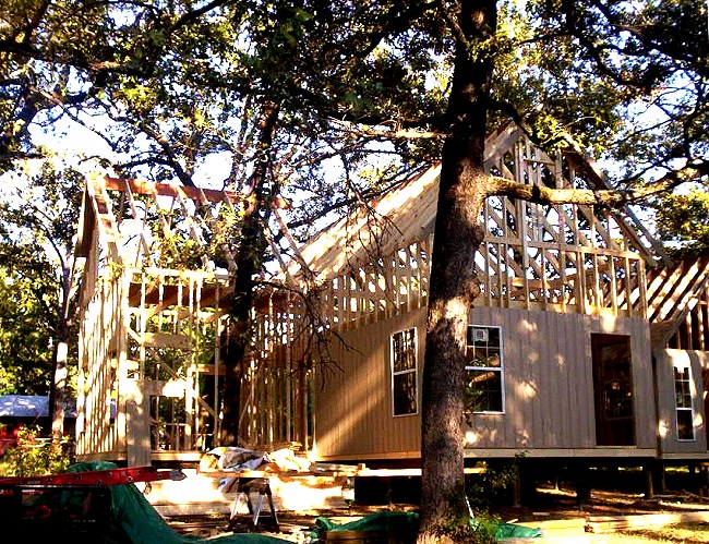 side of the Victoria cottage showing the gable addition under framing