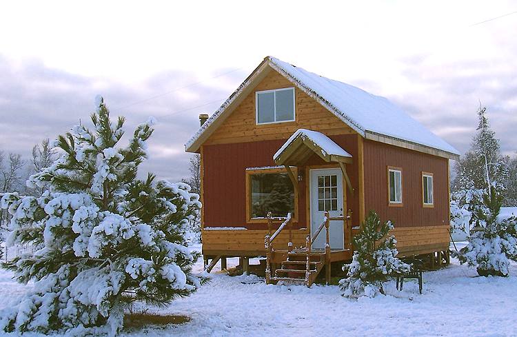 16 foot wide cabin with post and pier foundation